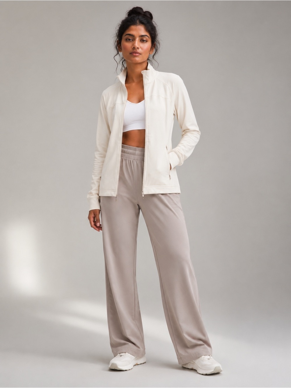 Mondetta Activewear Women's White Full-Zip Jacket Size XL/TG